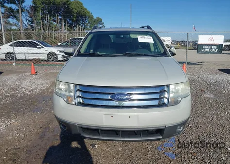 2008 Ford Taurus X Sel z USA, uszkodzony, nr VIN 1FMDK02W28GA26370